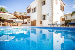  Villa Blue Water  Паралимни